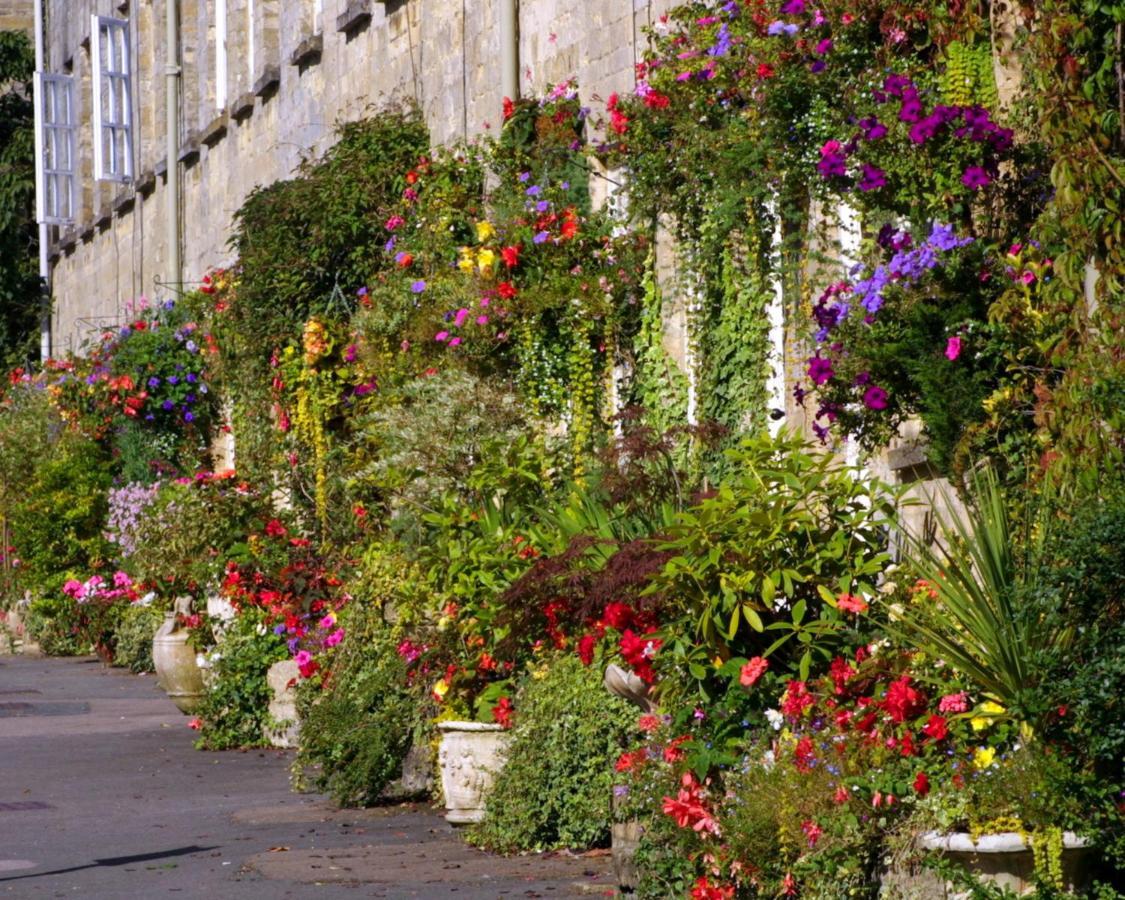 Glevum - 2 Bedroom Town Centre Apartment Cirencester
