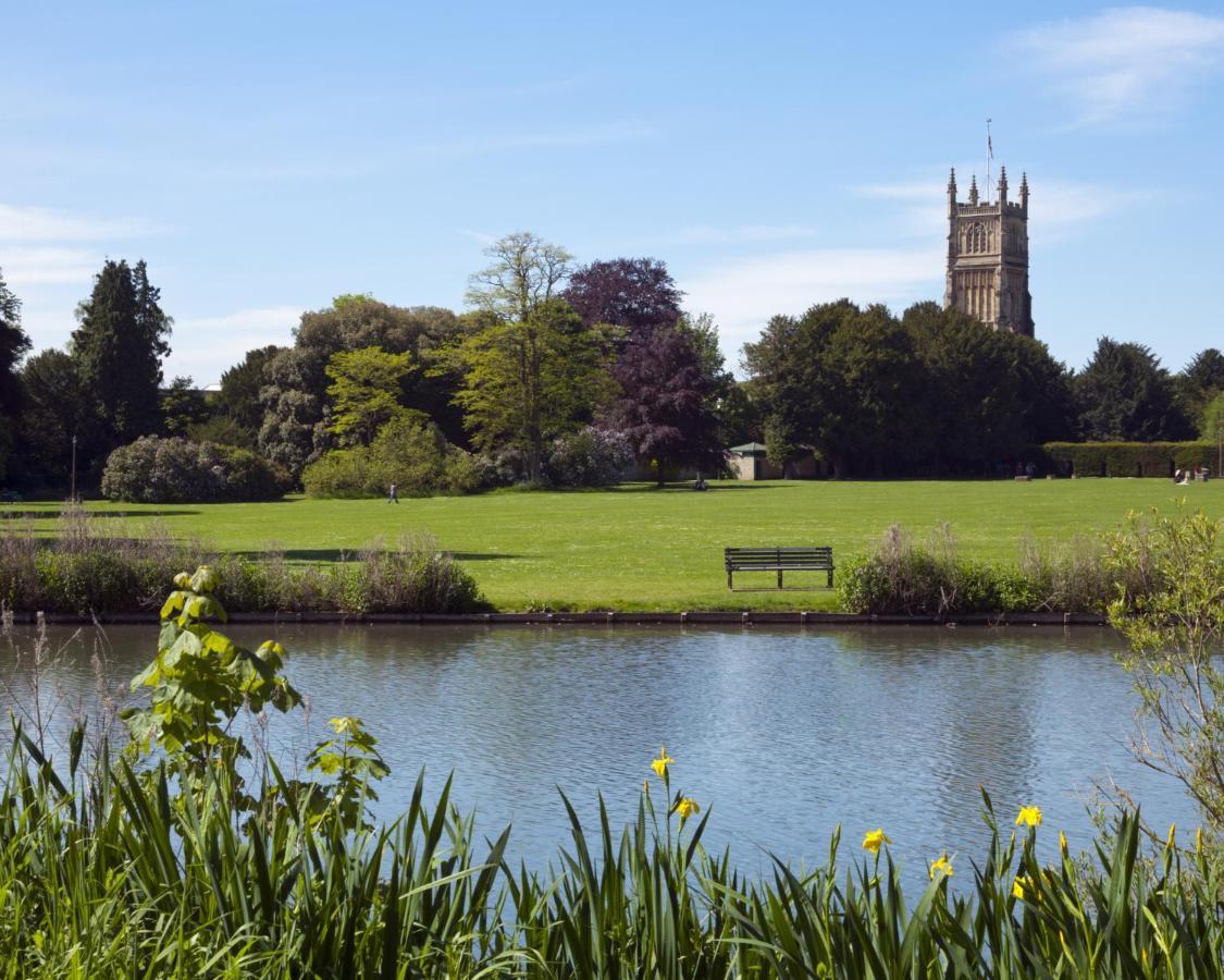Glevum - 2 Bedroom Town Centre * Cirencester