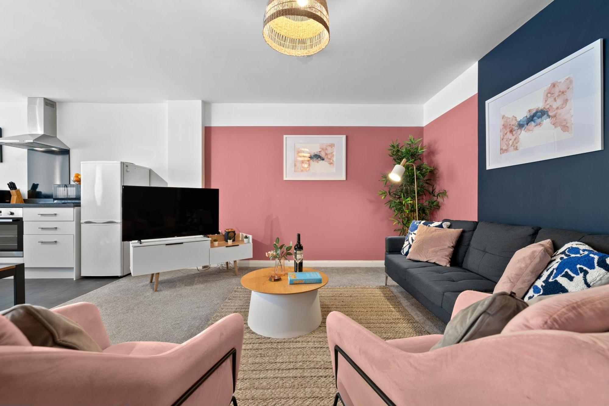 Glevum - 2 Bedroom Town Centre